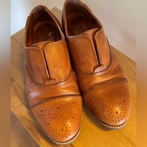 Pikolinos laceless Oxfords- Like new